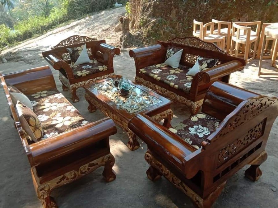 Kursi sofa tamu madura kaki macan klasik ukirran jepara kayu jati